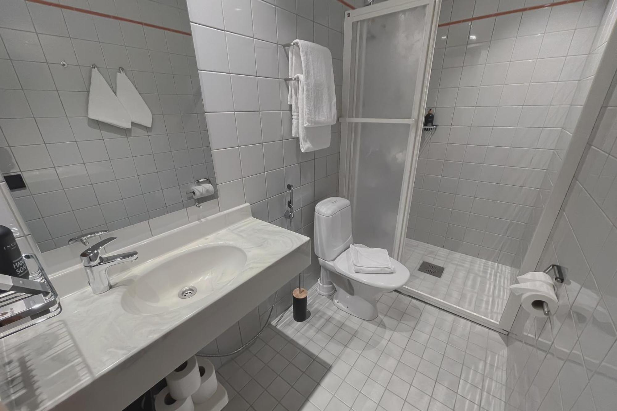Ineon Hotel Turku Bagian luar foto